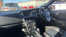 Volvo V40 D2 [122] R DESIGN Edition 5dr Diesel Hatchback